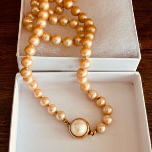 Elegant Cream Pearl Necklace
